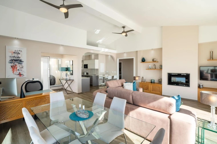 Moradia T3 para Venda em Caniço Foto 13