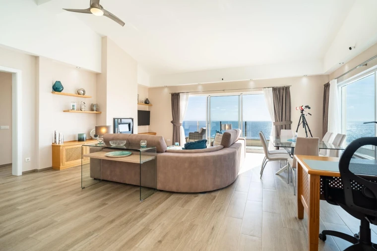 Moradia T3 para Venda em Caniço Foto 7