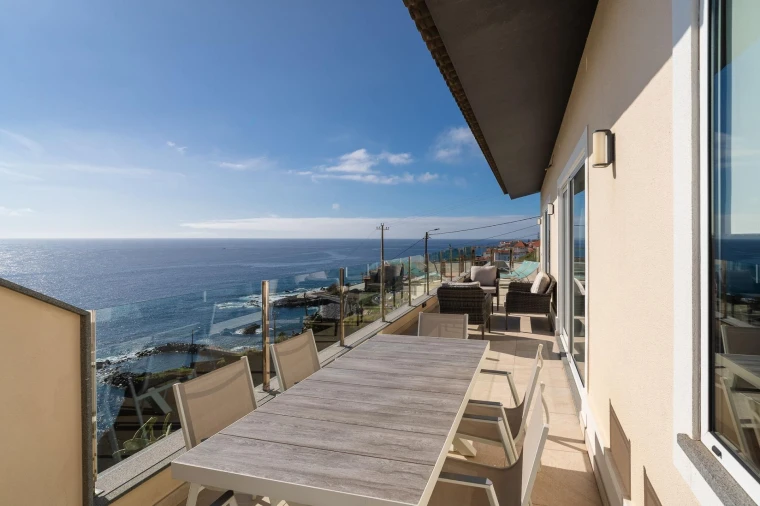 Moradia T3 para Venda em Caniço Foto 2