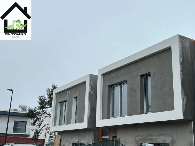 Moradia T4 para Venda em Palmela Foto 2