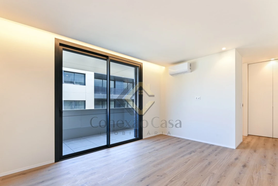 Apartamento T2 para Venda em Mafamude e Vilar do Paraíso Foto 19