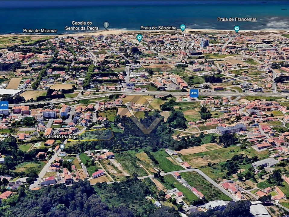 Terreno para Venda em Arcozelo Foto 10