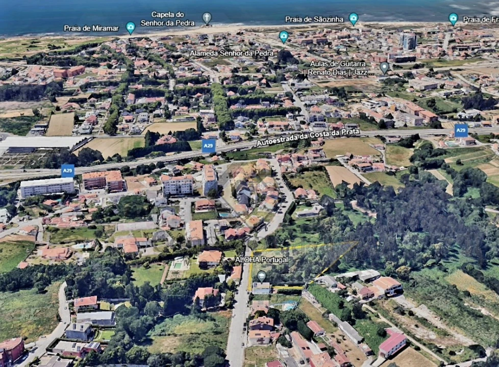 Terreno para Venda em Arcozelo Foto 10