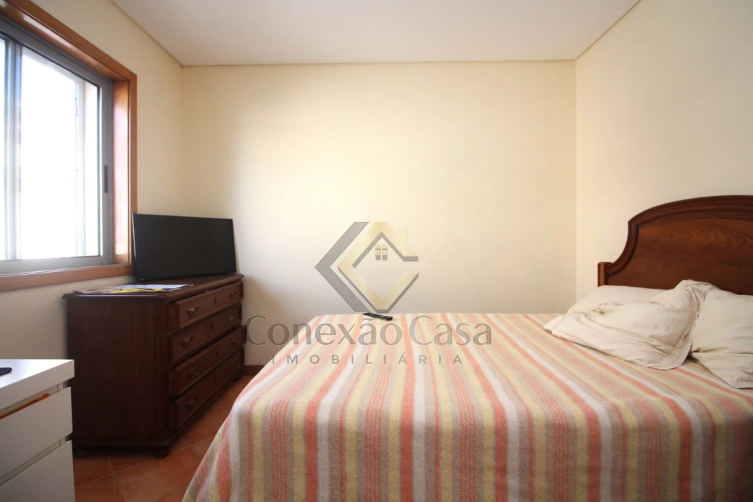 Moradia T3 para Venda em Espinho Foto 16