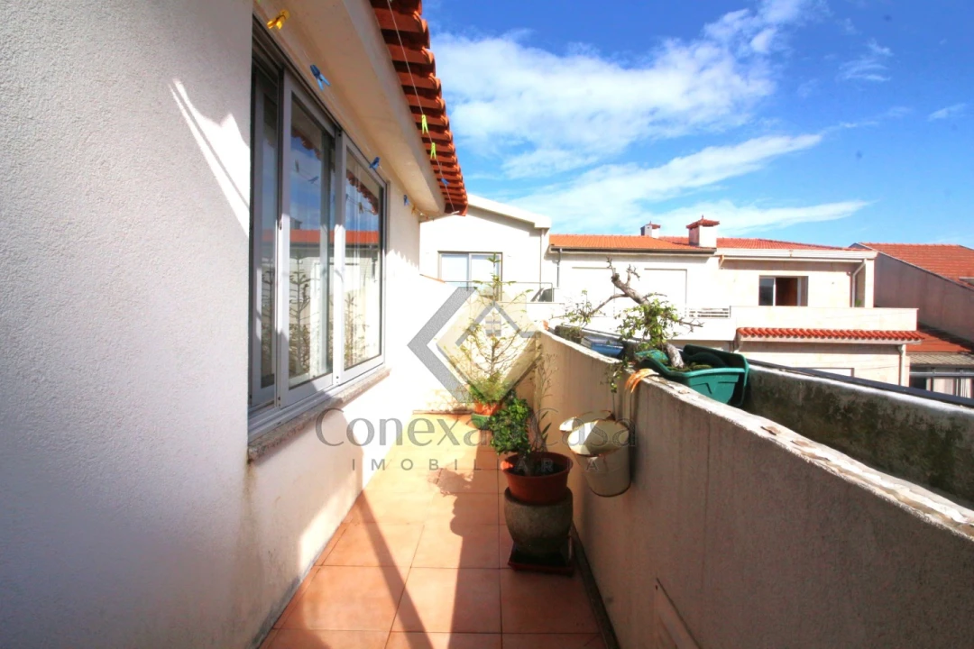 Moradia T3 para Venda em Espinho Foto 27