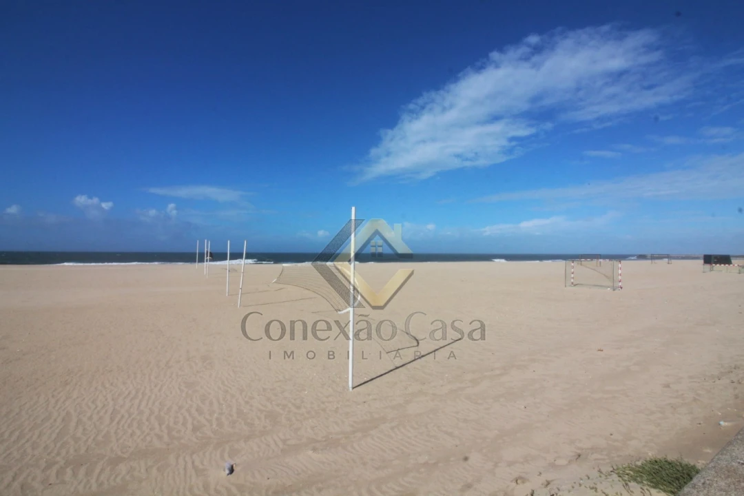 Moradia T3 para Venda em Espinho Foto 31