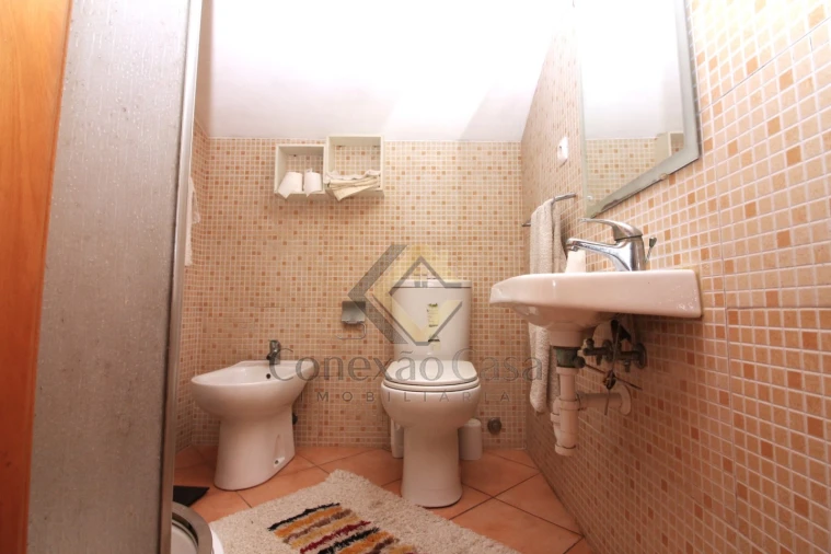 Moradia T3 para Venda em Espinho Foto 23