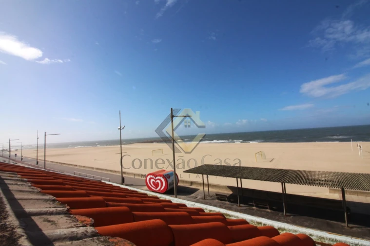 Moradia T3 para Venda em Espinho Foto 2