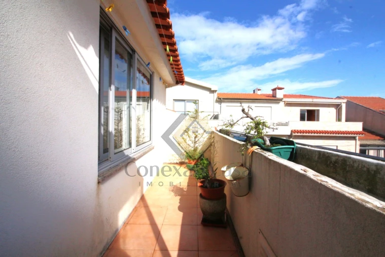 Moradia T3 para Venda em Espinho Foto 27