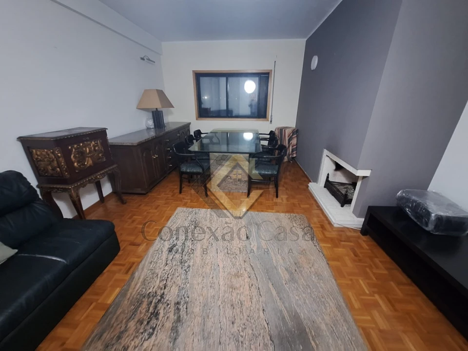 Apartamento T2 para Venda em São Felix da Marinha Foto 1