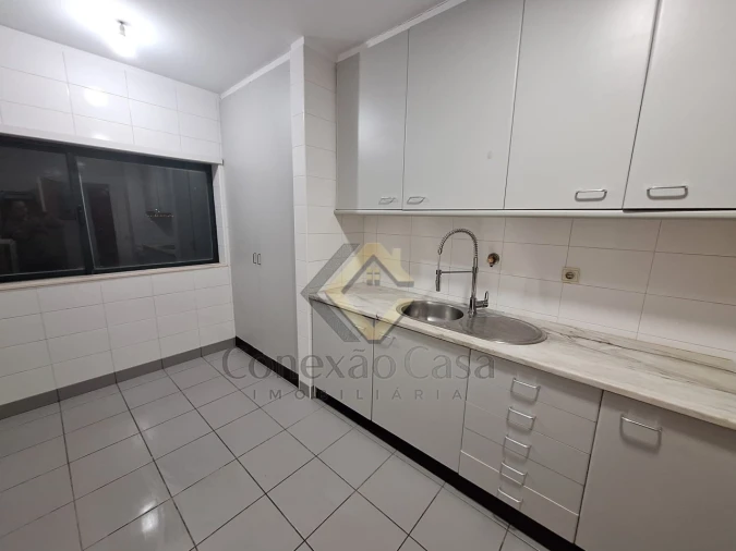 Apartamento T2 para Venda em São Felix da Marinha Foto 3