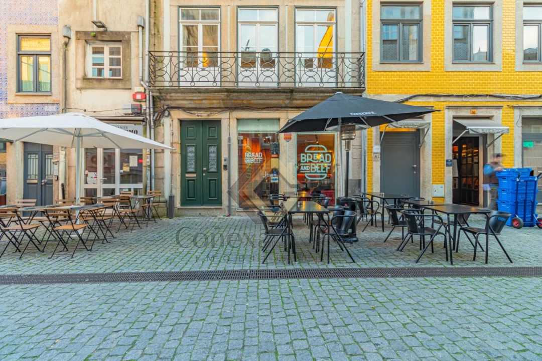 Negócio para Arrendamento em Cedofeita, Santo Ildefonso, Sé, Miragaia, São Nicolau e Vitória Foto 3