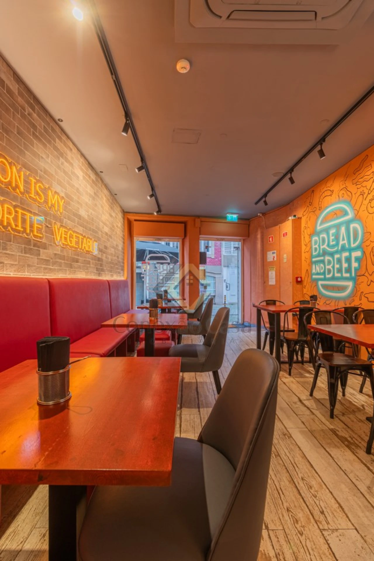 Negócio para Arrendamento em Cedofeita, Santo Ildefonso, Sé, Miragaia, São Nicolau e Vitória Foto 19