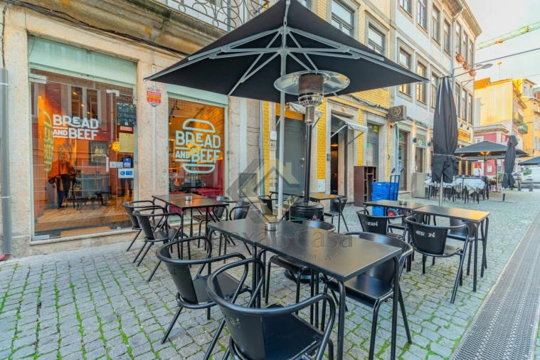 Negócio para Arrendamento em Cedofeita, Santo Ildefonso, Sé, Miragaia, São Nicolau e Vitória Foto 2