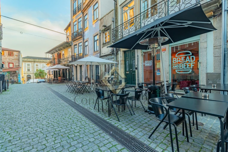 Negócio para Arrendamento em Cedofeita, Santo Ildefonso, Sé, Miragaia, São Nicolau e Vitória Foto 14