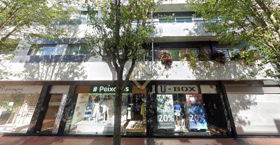 Loja para Venda em Espinho Foto 13