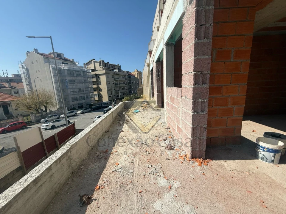 Apartamento T2 para Venda em Mafamude e Vilar do Paraíso Foto 1