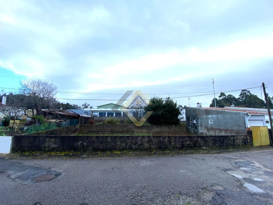 Terreno para Venda em Anta e Guetim Foto 3