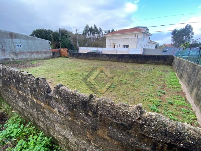 Terreno para Venda em Anta e Guetim Foto 2