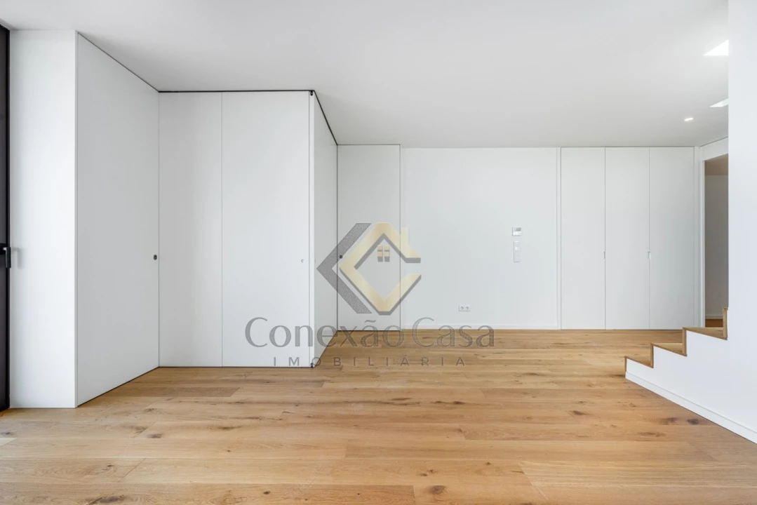 Apartamento T4 para Venda em Mafamude e Vilar do Paraíso Foto 7