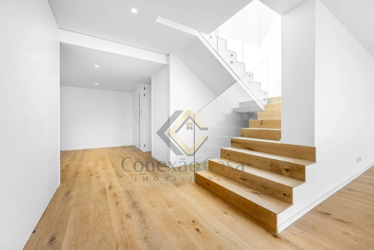 Apartamento T4 para Venda em Mafamude e Vilar do Paraíso Foto 18