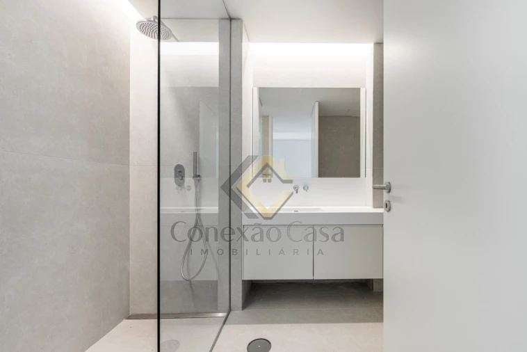 Apartamento T4 para Venda em Mafamude e Vilar do Paraíso Foto 25