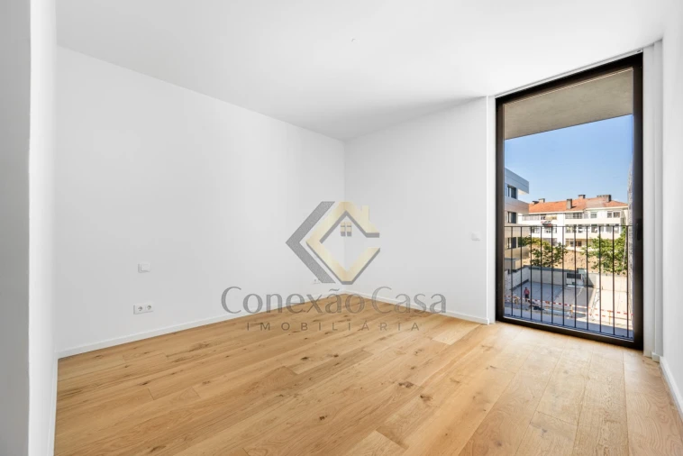 Apartamento T4 para Venda em Mafamude e Vilar do Paraíso Foto 27