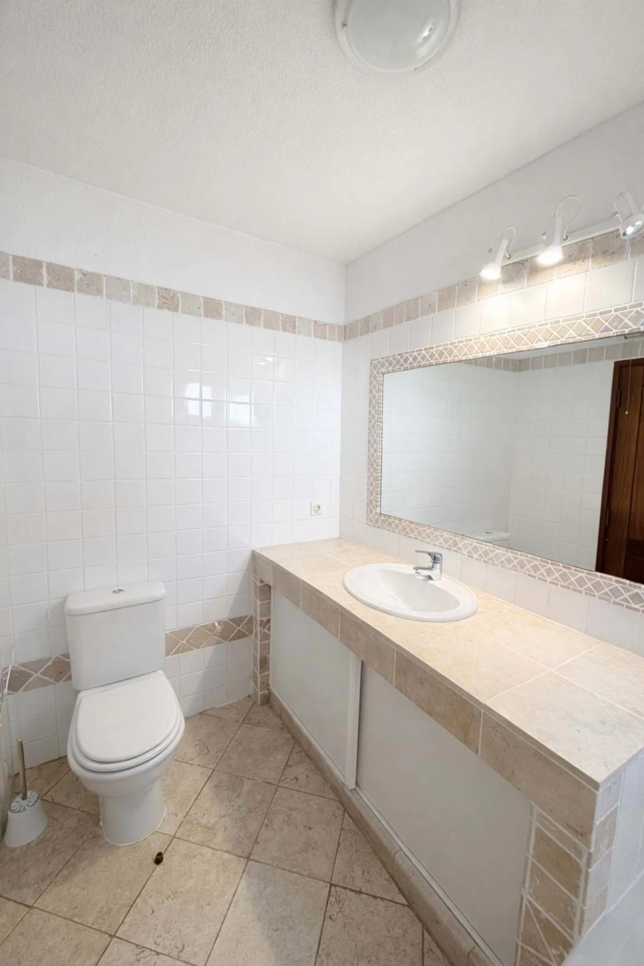 Moradia T3 para Venda em Almancil Foto 12