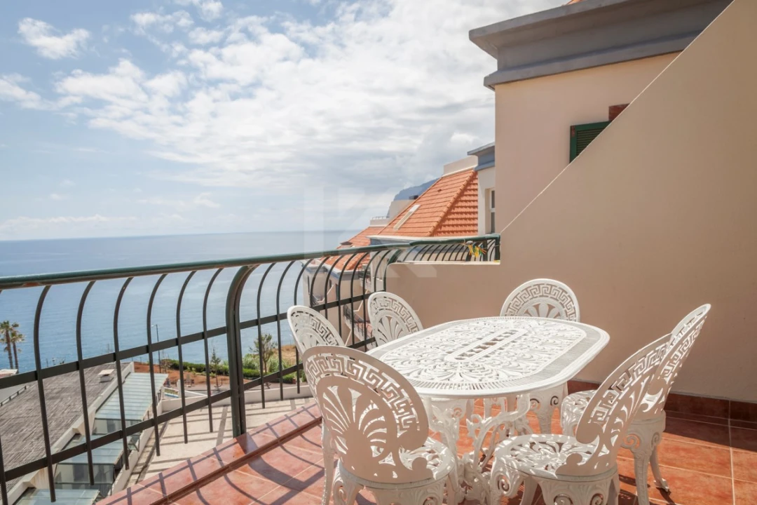 Apartamento T3 para Arrendamento em São Martinho Foto 2