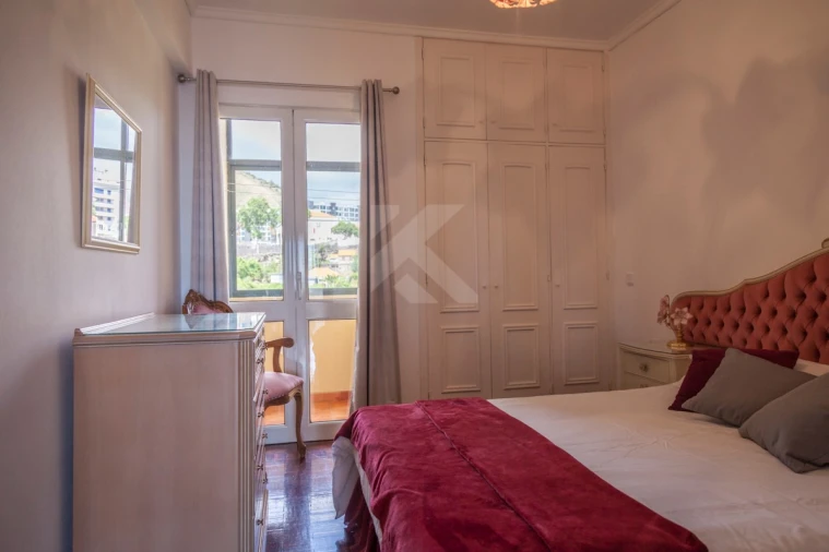 Apartamento T3 para Arrendamento em São Martinho Foto 17