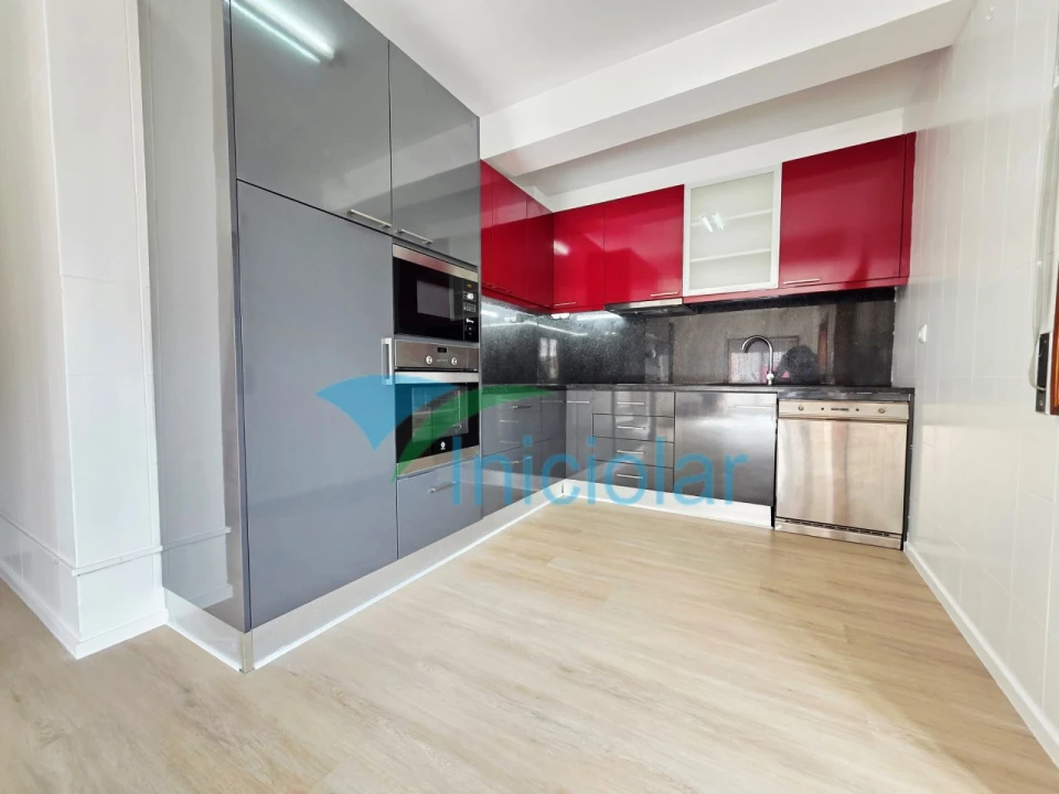 Apartamento T2 para Venda em Baguim do Monte (Rio Tinto) Foto 1