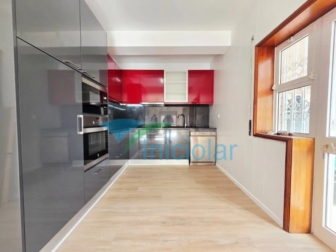 Apartamento T2 para Venda em Baguim do Monte (Rio Tinto) Foto 2