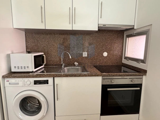 Apartamento T2 para Arrendamento em Sé Nova, Santa Cruz, Almedina e São Bartolomeu Foto 1