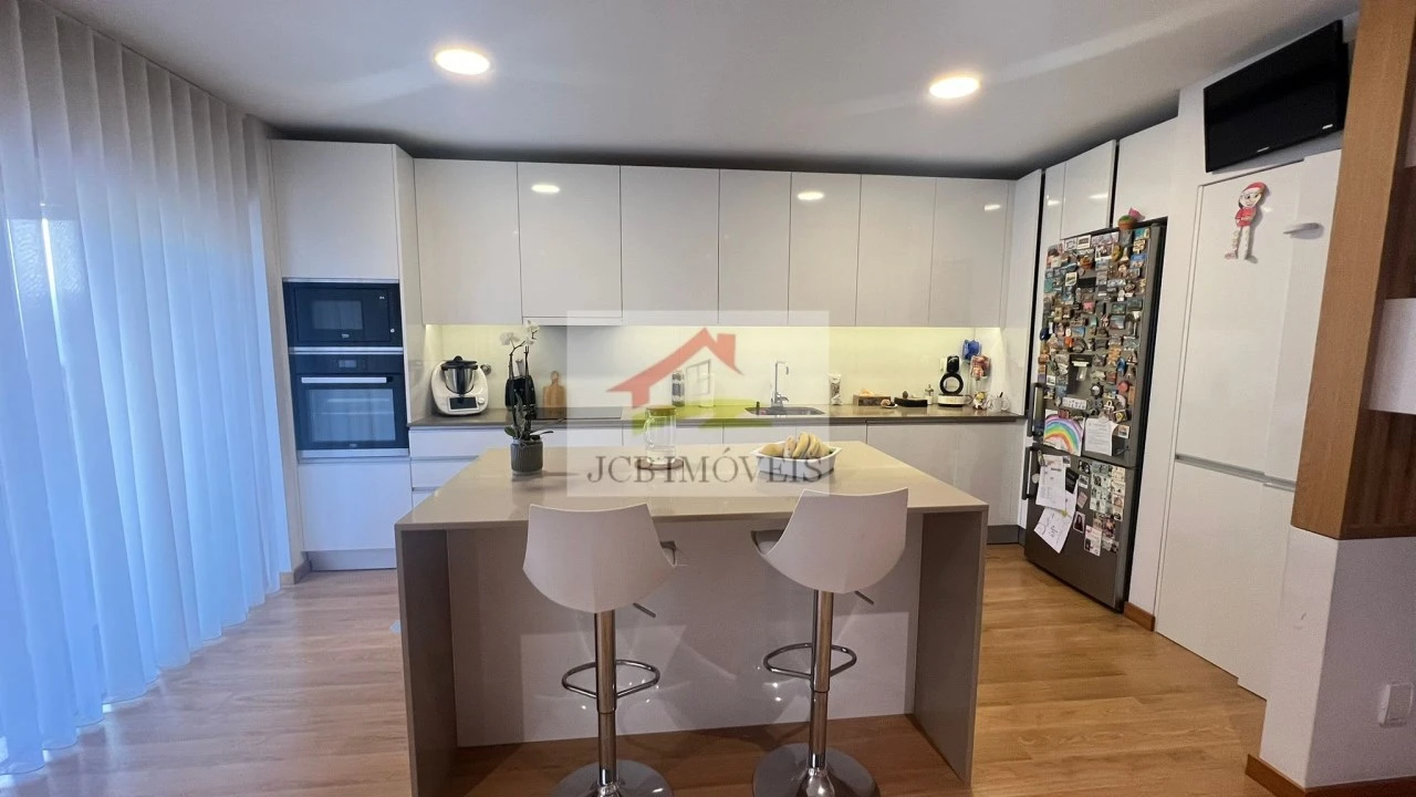 Apartamento T3 para Venda em Ermesinde Foto 3