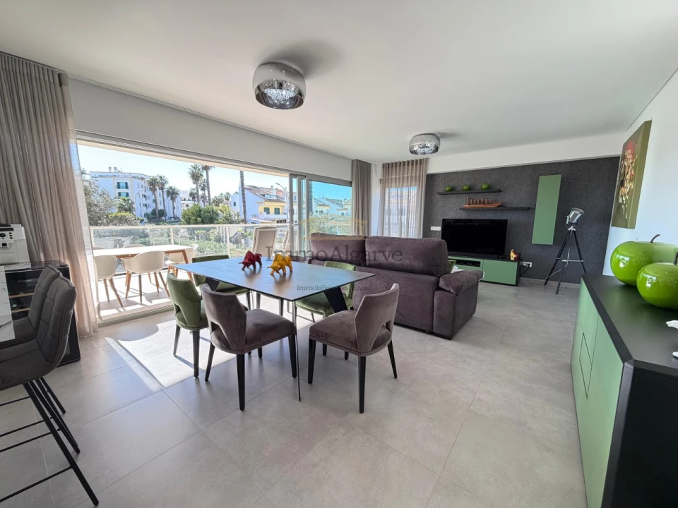 Apartamento T3 para Venda em Albufeira e Olhos de Água Foto 4