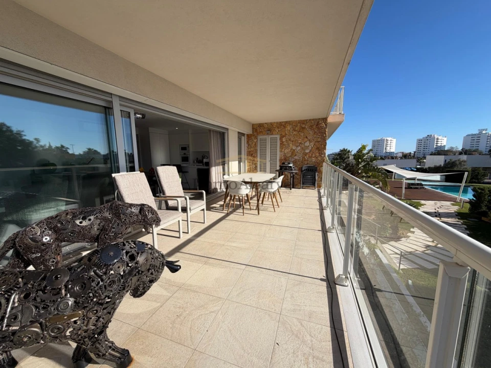 Apartamento T3 para Venda em Albufeira e Olhos de Água Foto 2