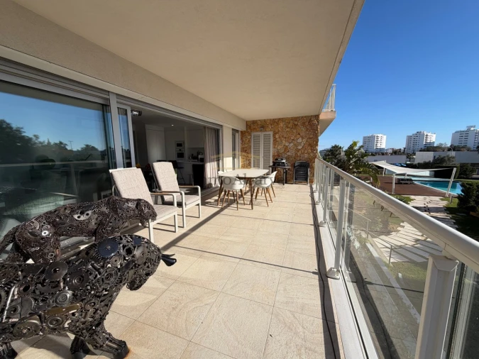 Apartamento T3 para Venda em Albufeira e Olhos de Água Foto 2