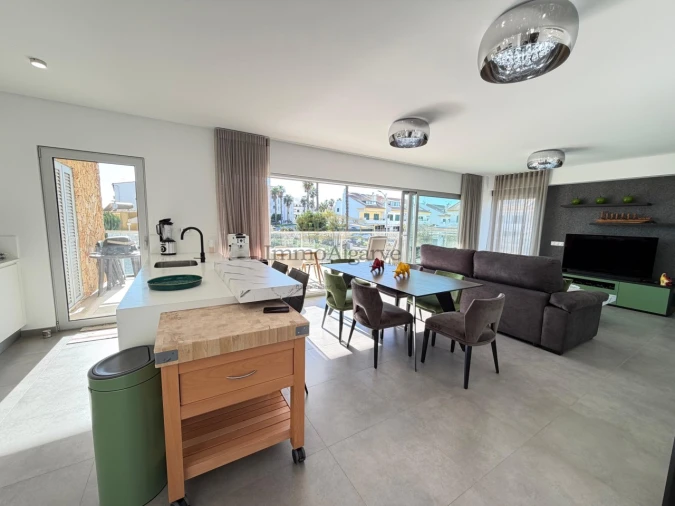 Apartamento T3 para Venda em Albufeira e Olhos de Água Foto 3