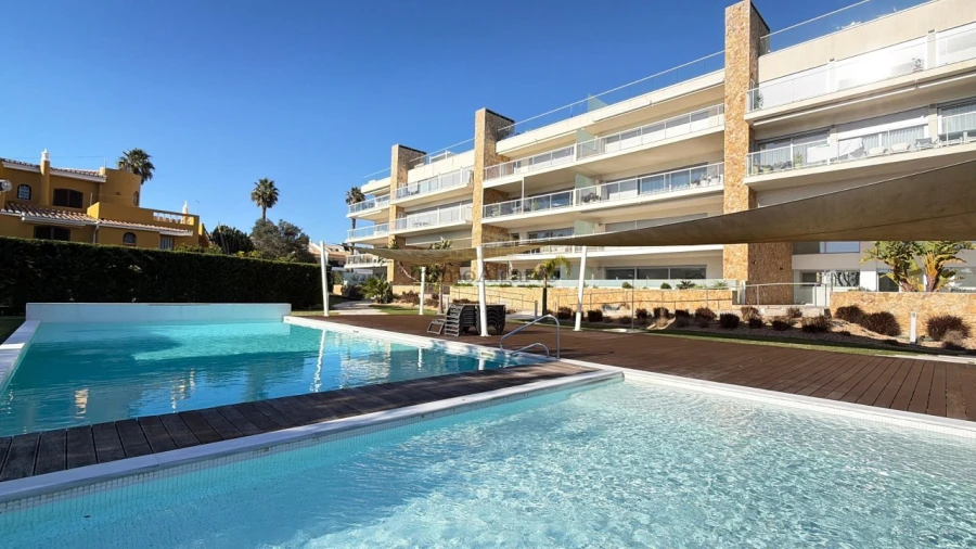 Apartamento T3 para Venda em Albufeira e Olhos de Água Foto 1