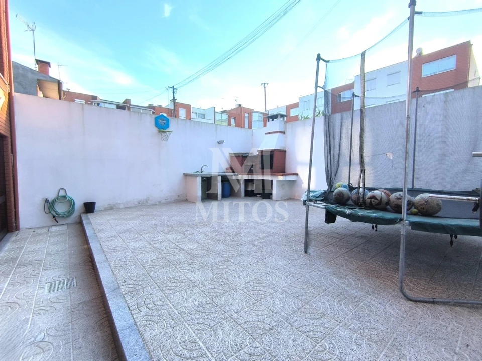 Moradia T3 para Venda em Barroselas e Carvoeiro Foto 13