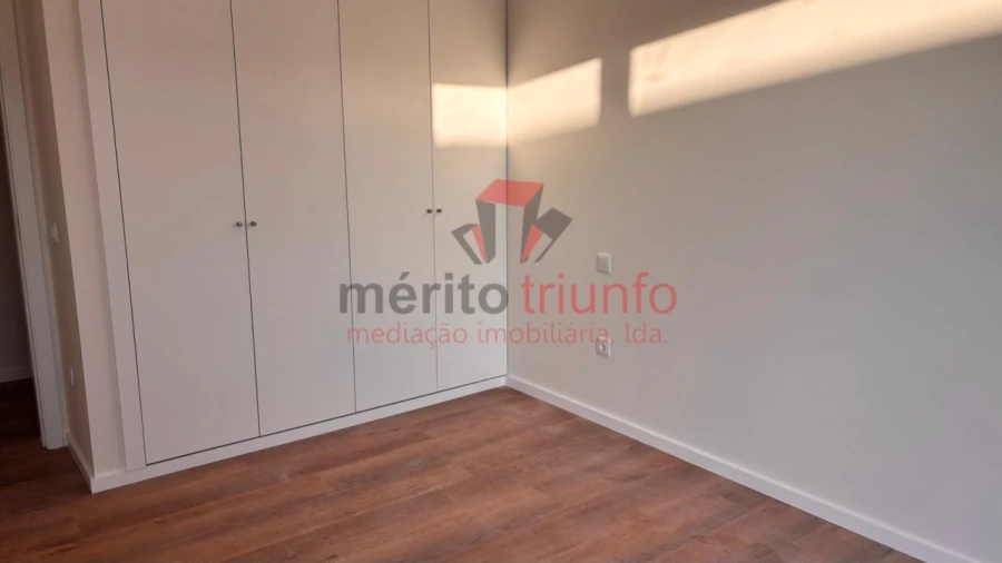 Moradia T3 para Venda em Carreira e Fonte Coberta Foto 13