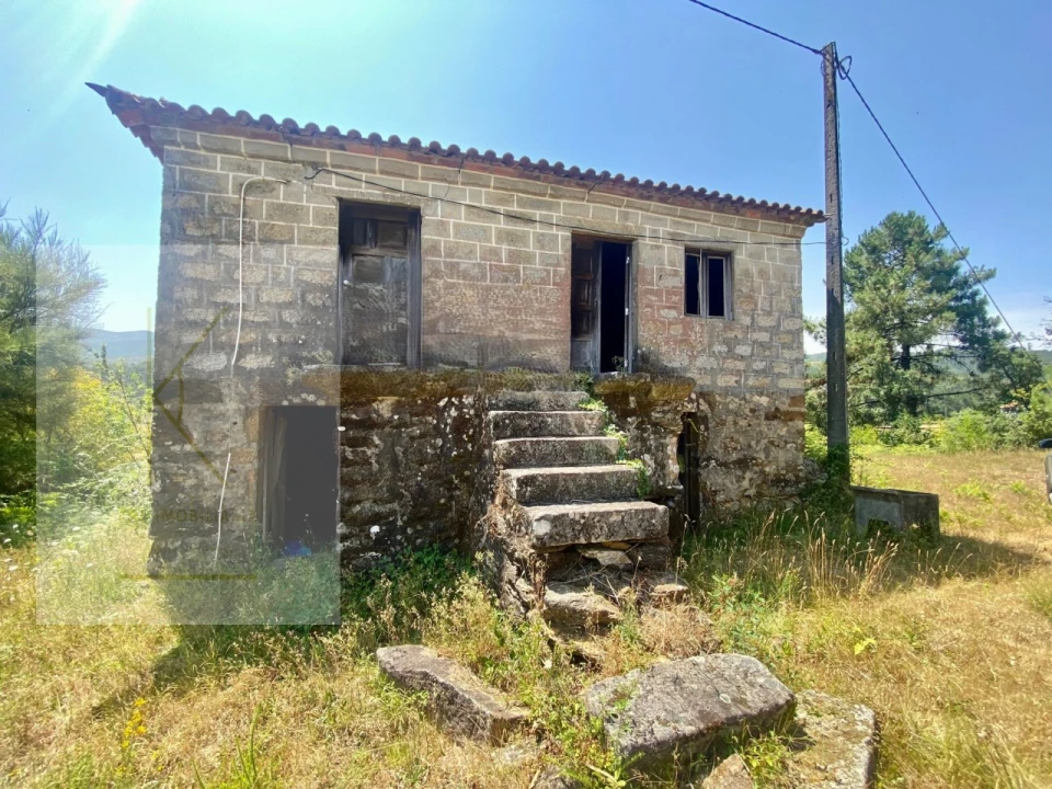 Moradia T2 para Venda em Cabração e Moreira do Lima Foto 10