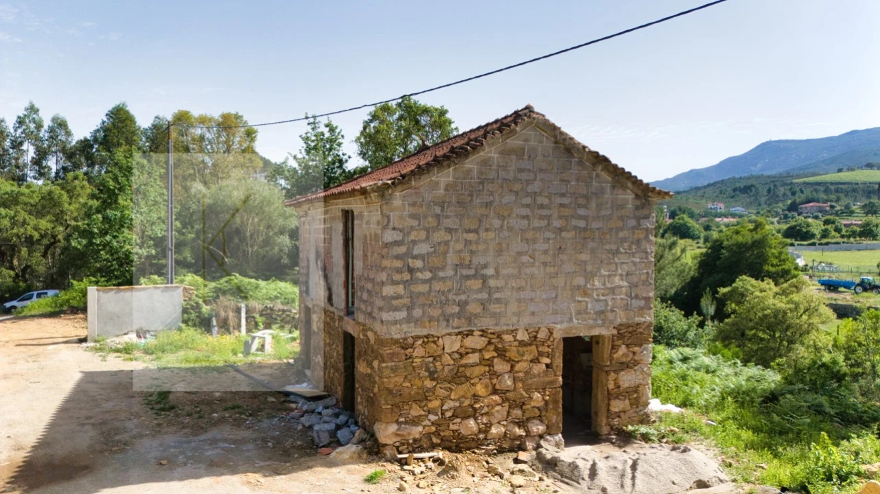 Moradia T3 para Venda em Cabração e Moreira do Lima Foto 9