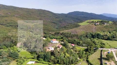 Moradia T3 para Venda em Cabração e Moreira do Lima