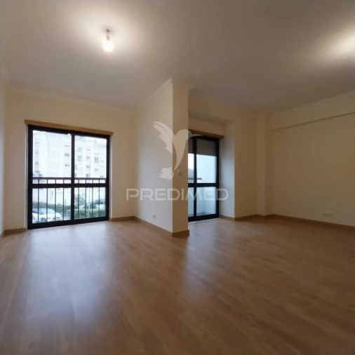 Apartamento T3 para Venda em Rio de Mouro Foto 8