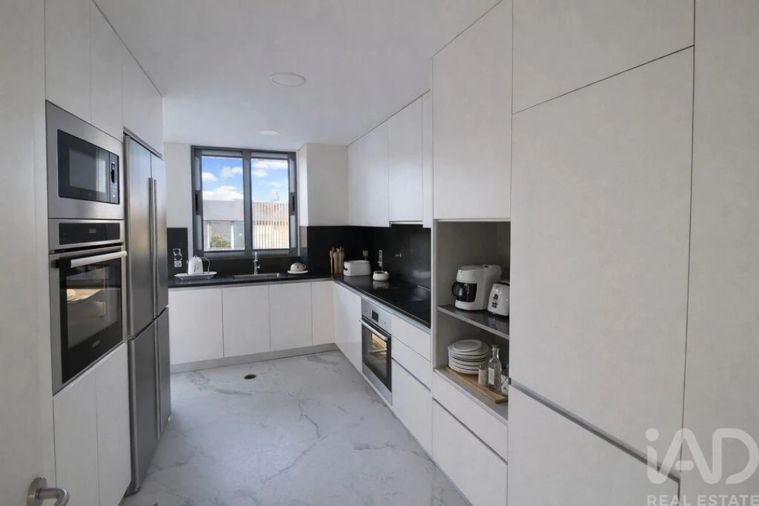 Apartamento T3 para Venda em Espinho Foto 5