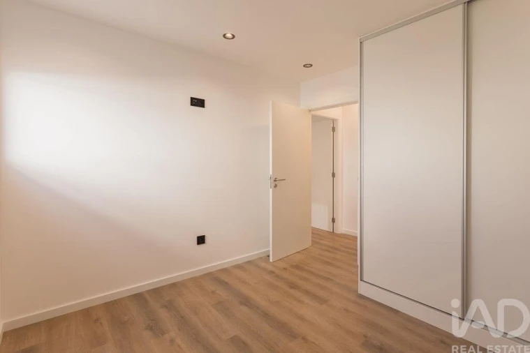 Moradia T2 para Venda em A dos Cunhados e Maceira Foto 11