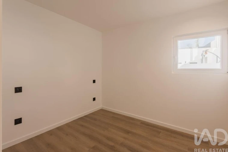 Moradia T2 para Venda em A dos Cunhados e Maceira Foto 9