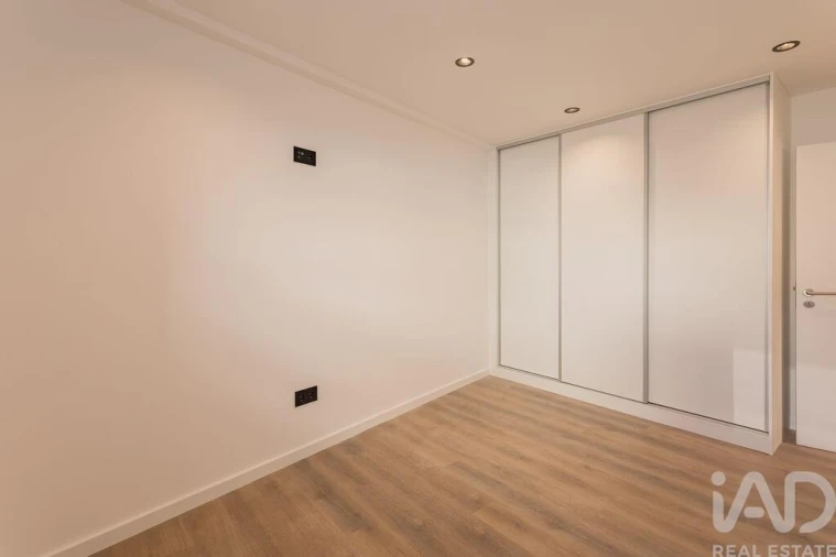 Moradia T2 para Venda em A dos Cunhados e Maceira Foto 6