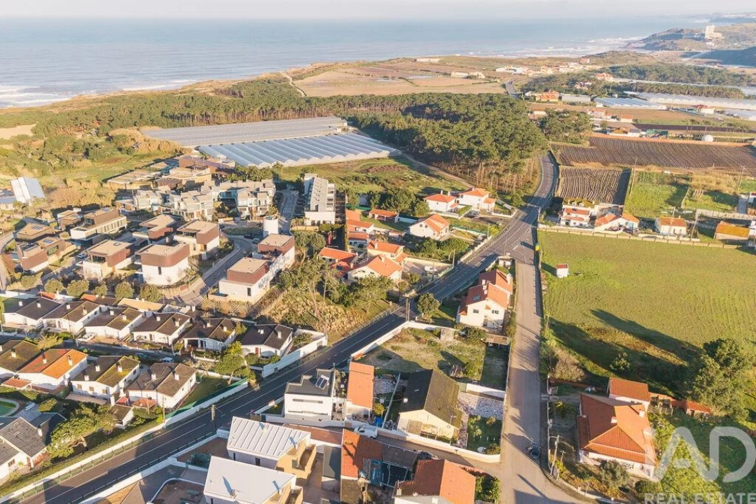 Moradia T2 para Venda em A dos Cunhados e Maceira Foto 28